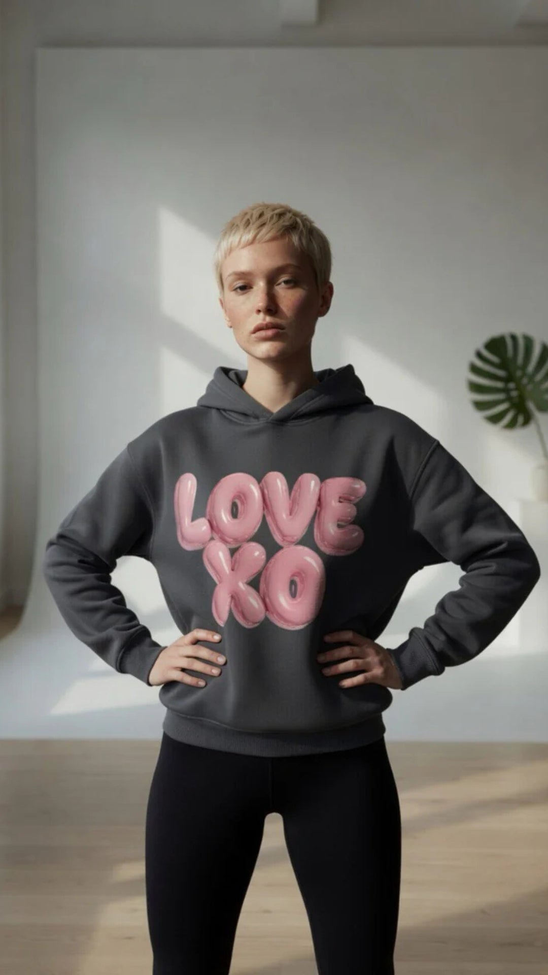“Love XO” Balloon Letter Graphic Oversized Pullover Hoodie
