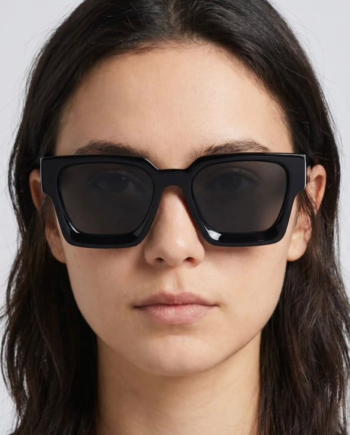 Small Sqaure Design Sunglasses