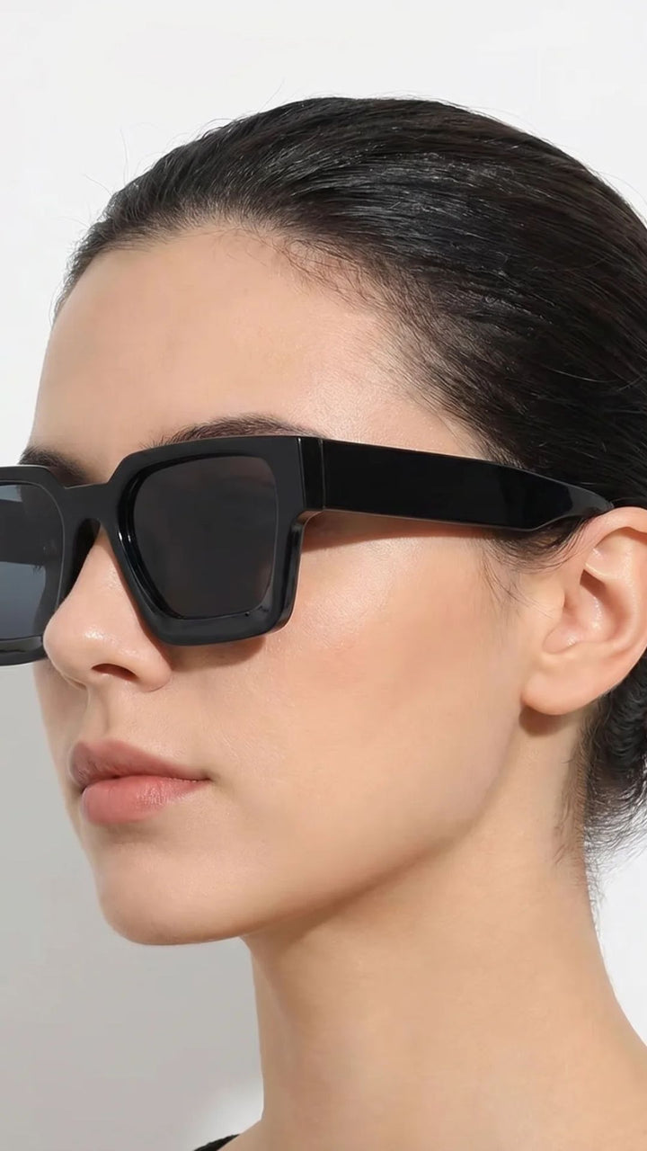 Small Sqaure Design Sunglasses
