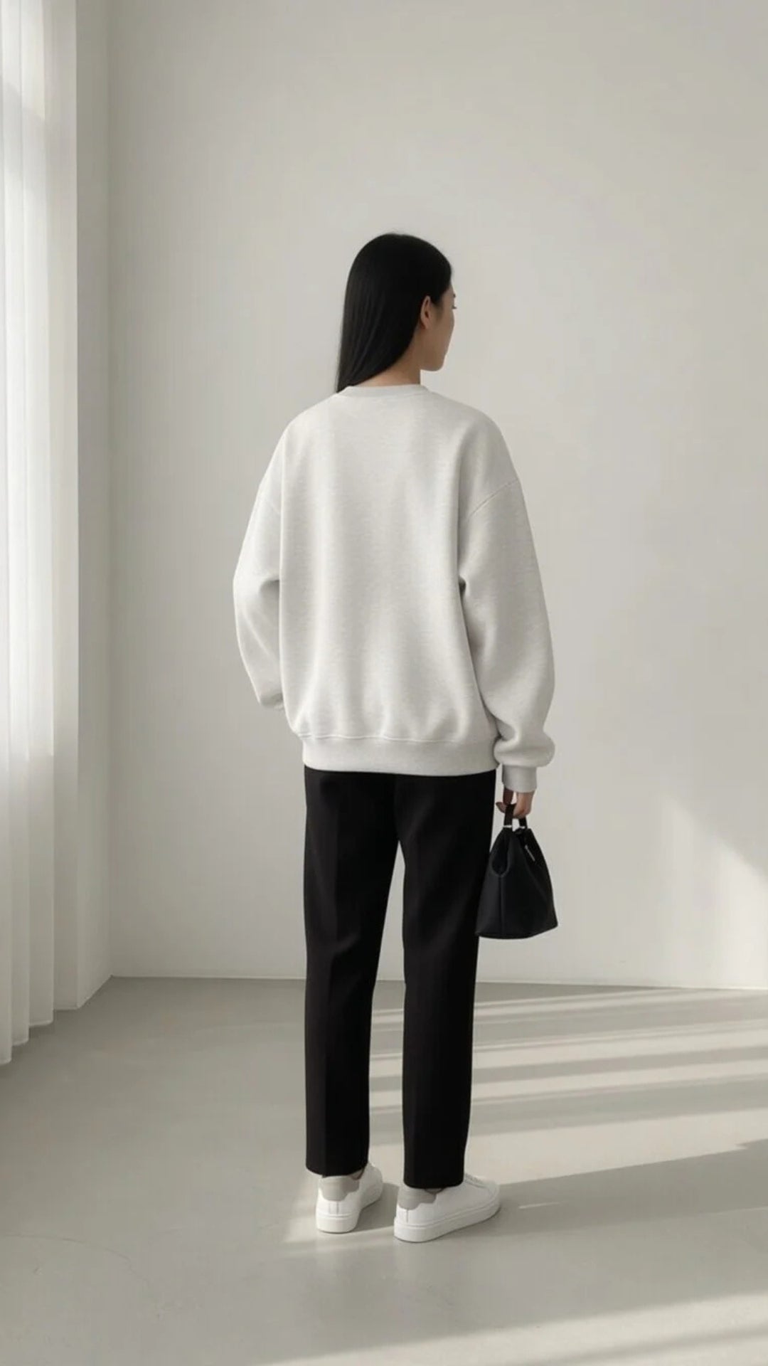 Basic Paris Print Sweatshirt