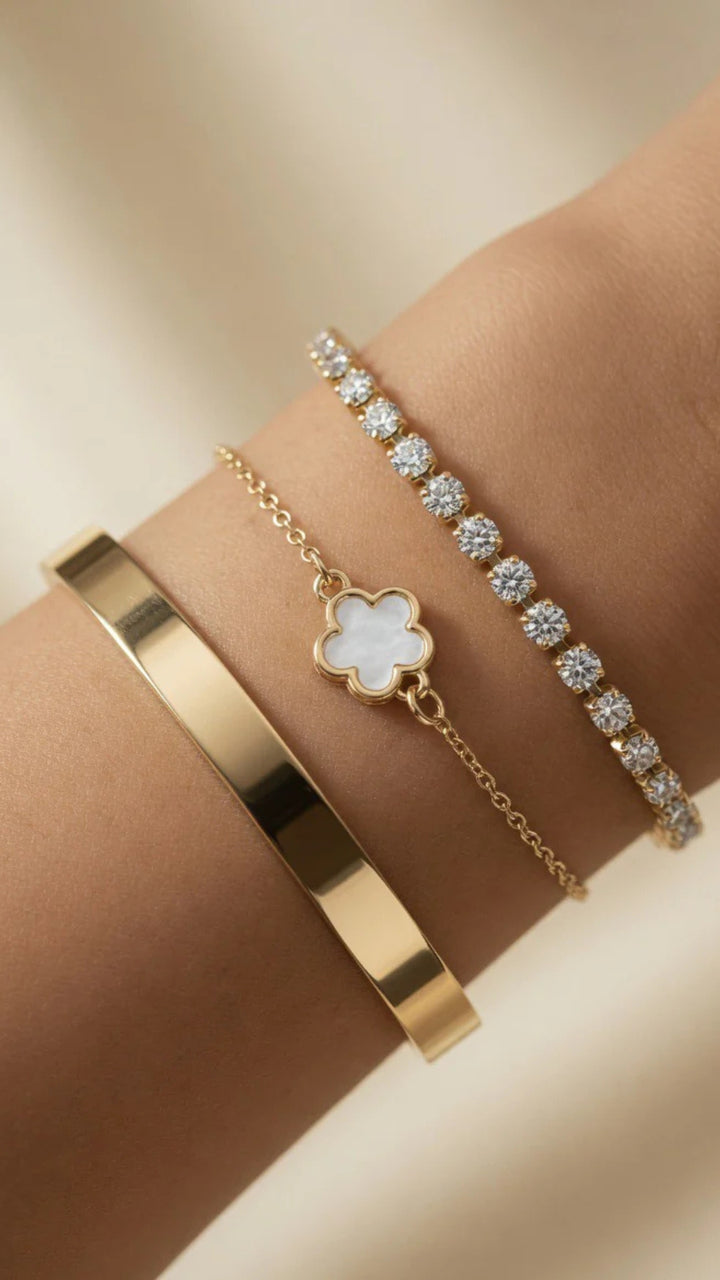 3/ Set Rhinestone Bracelet